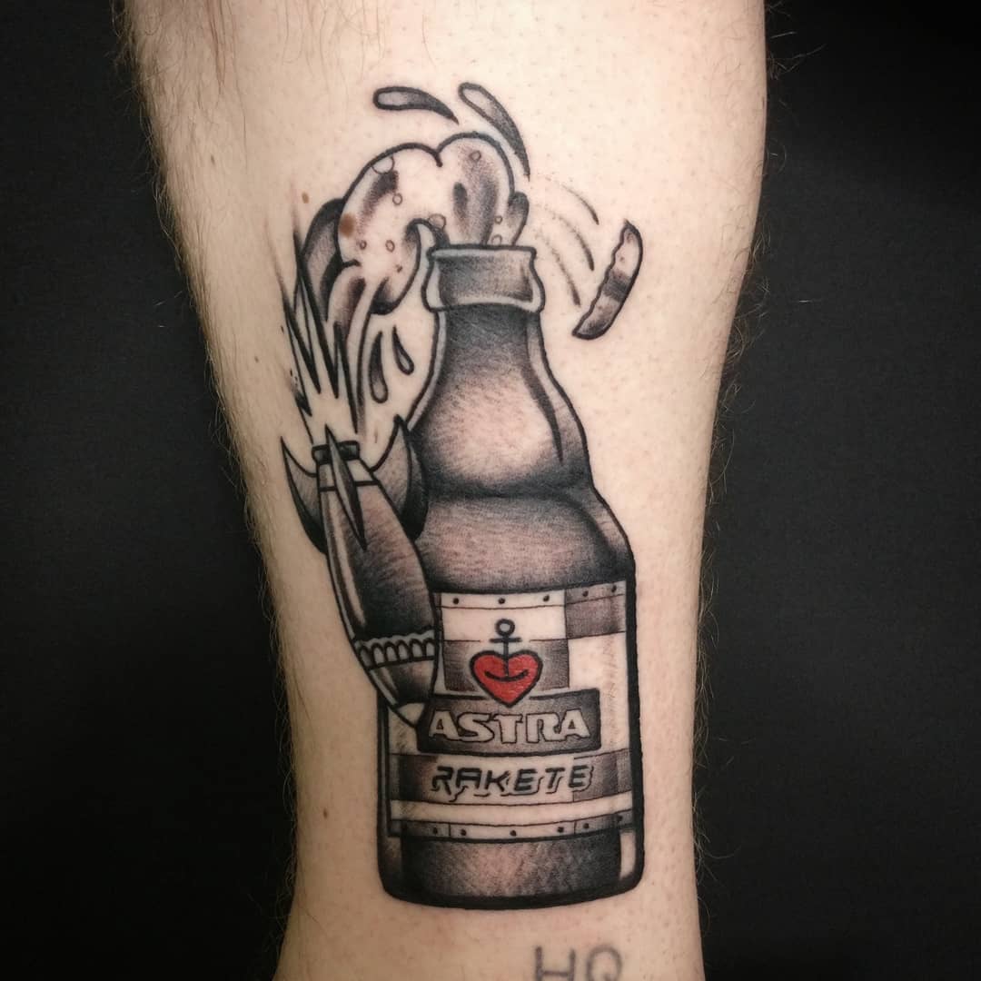 Astra Rakete Bierflaschen-Tattoo von Danny Brink
