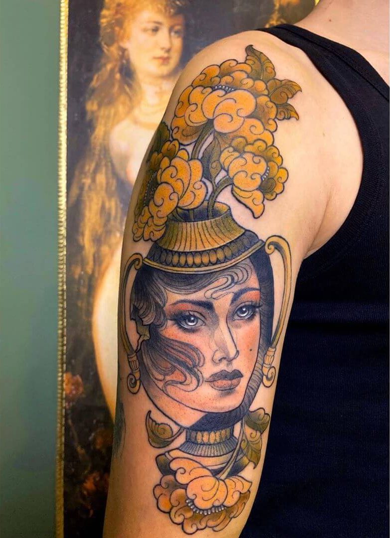 Lady Tattoos von Carina Anne