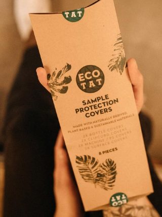 Umweltfreundlicher Tätowieren mit Schutzhüllen von ECOTAT.