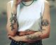 Deine Tattoos werden immer Teil deines Erscheinungsbildes sein, falls du sie nicht immer unter Kleidung verstecken möchtest.